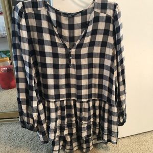 Plaid/checkered American Eagle Blouse